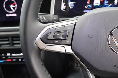 Volkswagen Polo R-Line Manual Petrol Hatchback - Stock Number (1683950) - 2nd supplementary image