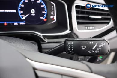 Volkswagen Polo R-Line Manual Petrol Hatchback - Stock Number (1683950) - 6th supplementary image