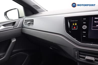 Volkswagen Polo R-Line Manual Petrol Hatchback - Stock Number (1683950) - 10th supplementary image