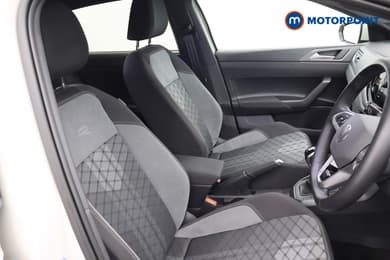 Volkswagen Polo R-Line Manual Petrol Hatchback - Stock Number (1683950) - 14th supplementary image