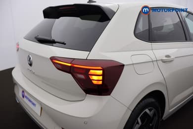 Volkswagen Polo R-Line Manual Petrol Hatchback - Stock Number (1683950) - 23rd supplementary image