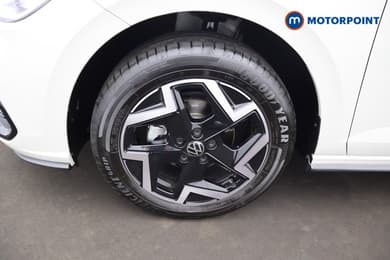 Volkswagen Polo R-Line Manual Petrol Hatchback - Stock Number (1683950) - 30th supplementary image
