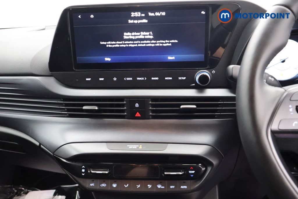 Hyundai I20 Tech Line Automatic Petrol Hatchback - Stock Number (1686033) - 8th supplementary image