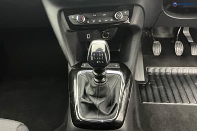 Vauxhall Corsa YES Manual Petrol Hatchback - Stock Number (1639872) - 14th supplementary image
