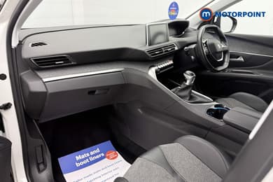 Peugeot 3008 Allure Manual Petrol SUV - Stock Number (1673167) - 4th supplementary image