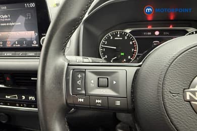 Nissan Qashqai Acenta Premium Manual Petrol SUV - Stock Number (1673809) - 8th supplementary image