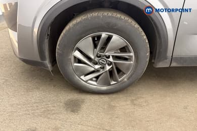 Nissan Qashqai Acenta Premium Manual Petrol SUV - Stock Number (1673809) - 24th supplementary image