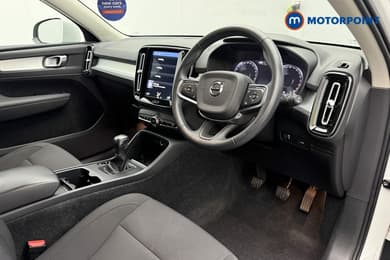Volvo Xc40 Momentum Manual Petrol SUV - Stock Number (1674497) - 7th supplementary image