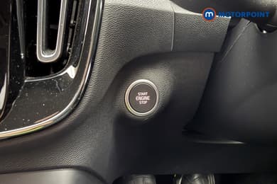 Volvo Xc40 Momentum Manual Petrol SUV - Stock Number (1674497) - 15th supplementary image