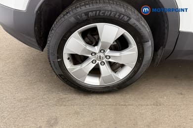 Volvo Xc40 Momentum Manual Petrol SUV - Stock Number (1674497) - 23rd supplementary image