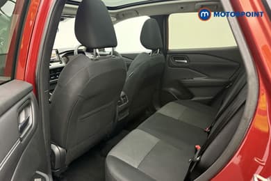 Nissan Qashqai N-Connecta Manual Petrol SUV - Stock Number (1675948) - 33rd supplementary image