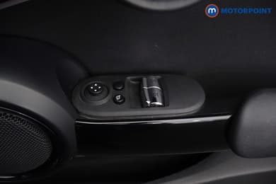 Mini Hatchback Cooper S Level 2 Automatic Electric Hatchback - Stock Number (1677348) - 26th supplementary image