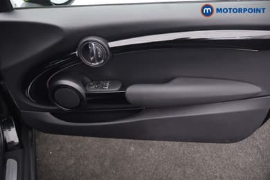Mini Hatchback Cooper S Level 2 Automatic Electric Hatchback - Stock Number (1677348) - 27th supplementary image