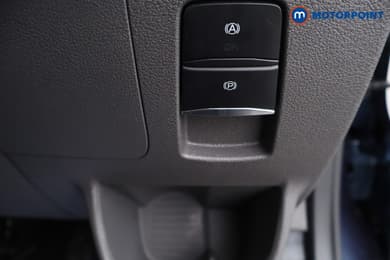 Ford Transit Limited Automatic Diesel Medium Roof Van - Stock Number (1680984) - 9th supplementary image