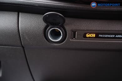 Ford Transit Limited Automatic Diesel Medium Roof Van - Stock Number (1680984) - 22nd supplementary image
