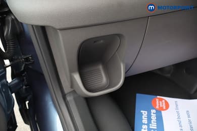 Ford Transit Limited Automatic Diesel Medium Roof Van - Stock Number (1680984) - 33rd supplementary image