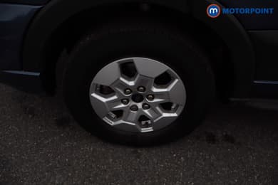 Ford Transit Limited Automatic Diesel Medium Roof Van - Stock Number (1680984) - 37th supplementary image