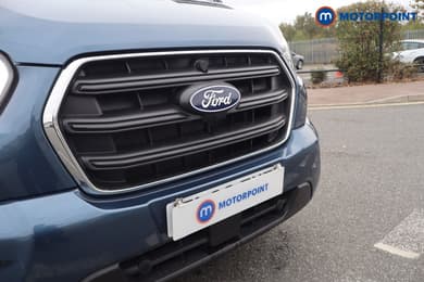 Ford Transit Limited Automatic Diesel Medium Roof Van - Stock Number (1680984) - 42nd supplementary image