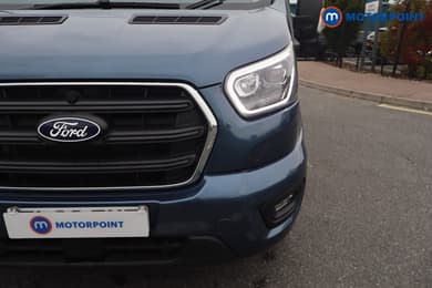 Ford Transit Limited Automatic Diesel Medium Roof Van - Stock Number (1680984) - 43rd supplementary image