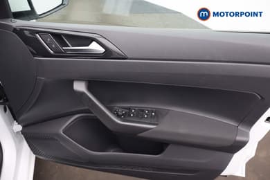 Volkswagen Polo Life Manual Petrol Hatchback - Stock Number (1686418) - 14th supplementary image