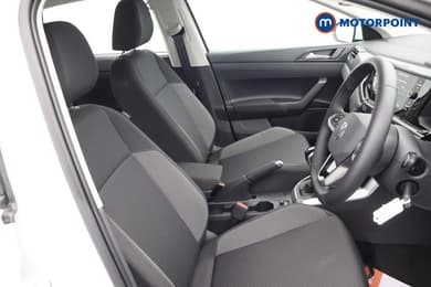 Volkswagen Polo Life Manual Petrol Hatchback - Stock Number (1686418) - 16th supplementary image