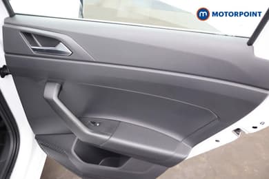 Volkswagen Polo Life Manual Petrol Hatchback - Stock Number (1686418) - 21st supplementary image