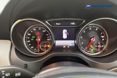 Mercedes-Benz GLA Urban Edition Automatic Petrol SUV - Stock Number (1642538) - 32nd supplementary image