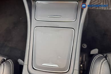 Mercedes-Benz GLA Urban Edition Automatic Petrol SUV - Stock Number (1642538) - 43rd supplementary image