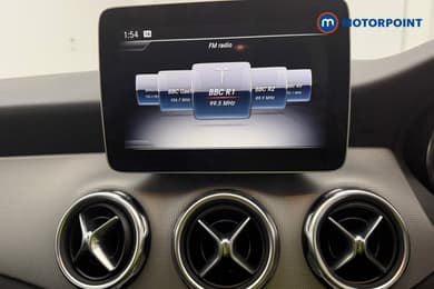 Mercedes-Benz GLA Urban Edition Automatic Petrol SUV - Stock Number (1642538) - 47th supplementary image
