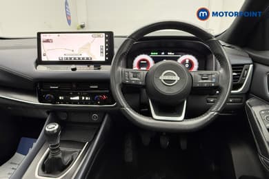 Nissan Qashqai Tekna Manual Petrol SUV - Stock Number (1672603) - 2nd supplementary image