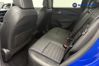 Nissan Qashqai Tekna Manual Petrol SUV - Stock Number (1672603) - 5th supplementary image