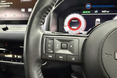 Nissan Qashqai Tekna Manual Petrol SUV - Stock Number (1672603) - 8th supplementary image