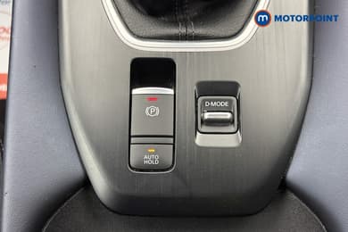Nissan Qashqai Tekna Manual Petrol SUV - Stock Number (1672603) - 16th supplementary image