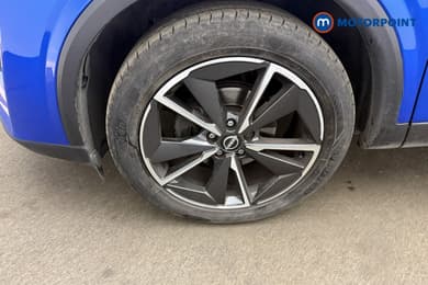 Nissan Qashqai Tekna Manual Petrol SUV - Stock Number (1672603) - 26th supplementary image