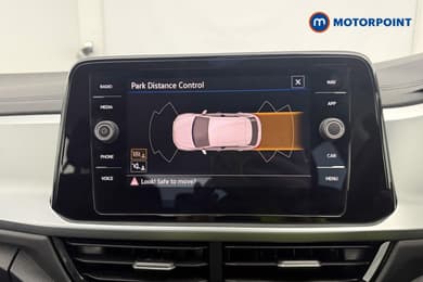 Volkswagen T-Roc Life Manual Petrol SUV - Stock Number (1679322) - 12th supplementary image
