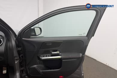 Mercedes-Benz GLA Amg Line Automatic Diesel SUV - Stock Number (1681852) - 31st supplementary image