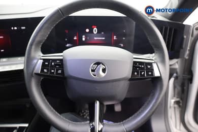 Vauxhall Astra GS Manual Petrol Hatchback - Stock Number (1682284) - 1st supplementary image