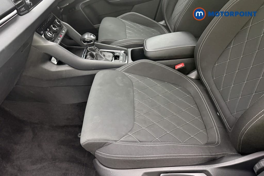 Skoda Karoq Sportline Automatic Petrol SUV - Stock Number (1684632) - 8th supplementary image