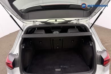 Volkswagen Golf R-Line Automatic Petrol Hatchback - Stock Number (1672746) - 9th supplementary image