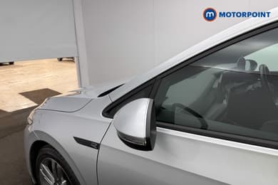 Volkswagen Golf R-Line Automatic Petrol Hatchback - Stock Number (1672746) - 36th supplementary image