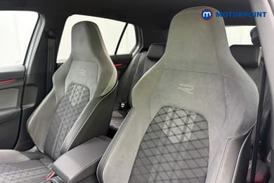 Volkswagen Golf R-Line Automatic Petrol Hatchback - Stock Number (1672746) - 39th supplementary image