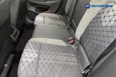 Volkswagen Golf R-Line Automatic Petrol Hatchback - Stock Number (1672746) - 44th supplementary image