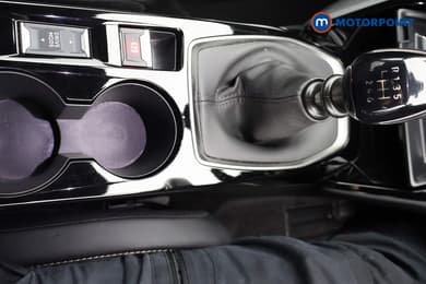 Peugeot 2008 Allure Manual Petrol SUV - Stock Number (1678513) - 9th supplementary image