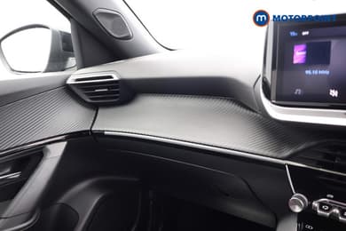 Peugeot 2008 Allure Manual Petrol SUV - Stock Number (1678513) - 10th supplementary image