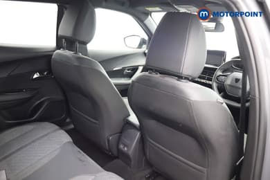 Peugeot 2008 Allure Manual Petrol SUV - Stock Number (1678513) - 17th supplementary image