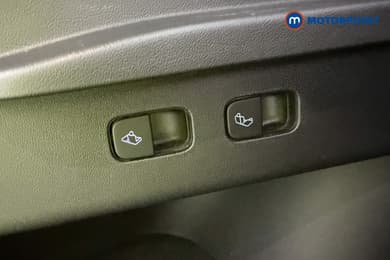 Tesla Model Y Long Range Automatic Electric SUV - Stock Number (1679988) - 33rd supplementary image