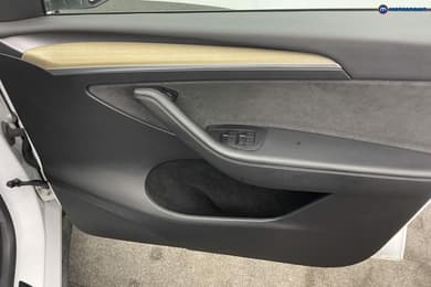 Tesla Model Y Long Range Automatic Electric SUV - Stock Number (1683072) - 19th supplementary image