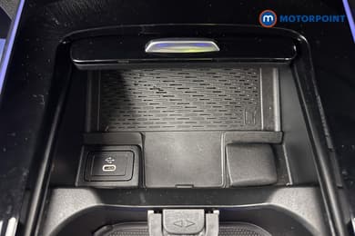 Mercedes-Benz GLB Amg Line Automatic Petrol SUV - Stock Number (1684558) - 15th supplementary image