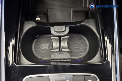 Mercedes-Benz GLB Amg Line Automatic Petrol SUV - Stock Number (1684558) - 16th supplementary image