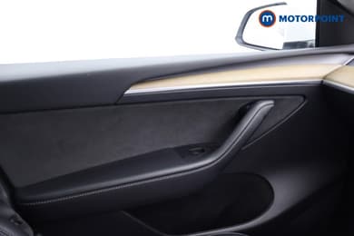 Tesla Model Y Long Range Automatic Electric SUV - Stock Number (1687158) - 9th supplementary image